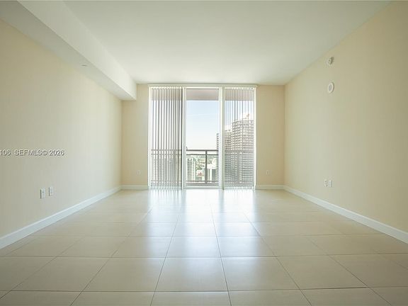 5th image of 951 Brickell Ave APT 4009
