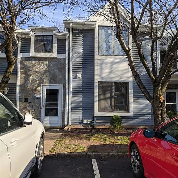 5903 Hana Rd — Photo 1