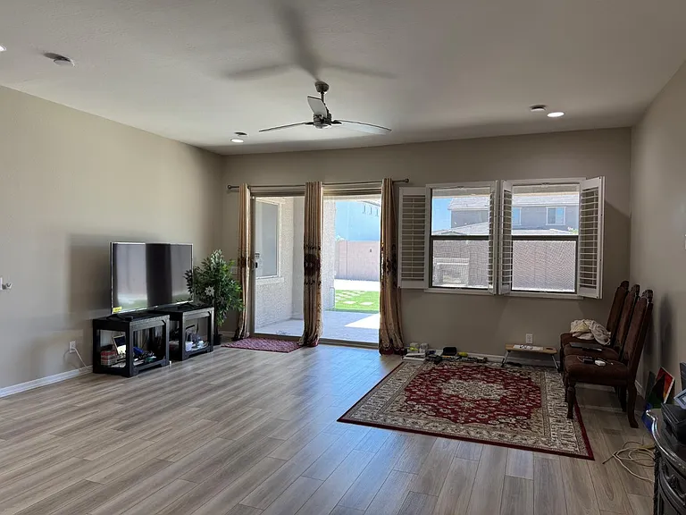 5525 W Banff Ln — Photo 43