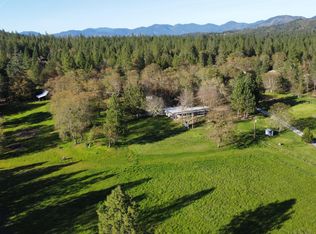 308 Stringer Gap Rd, Grants Pass, OR 97527