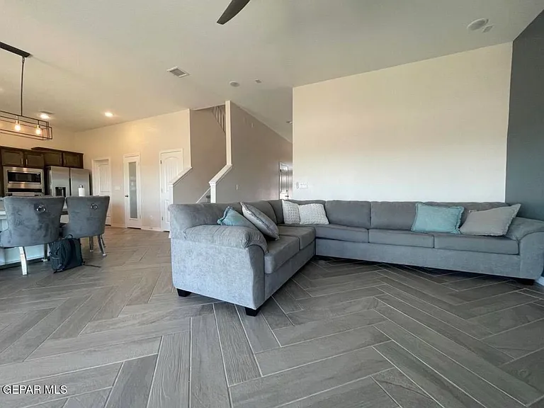 420 Villa Socorro Pl — Photo 2