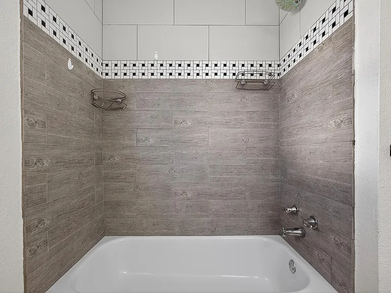 1221 Cedar Post Ln #4D — Photo 15