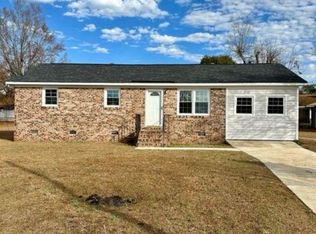 2000 Treasure Cv, Florence, SC 29505