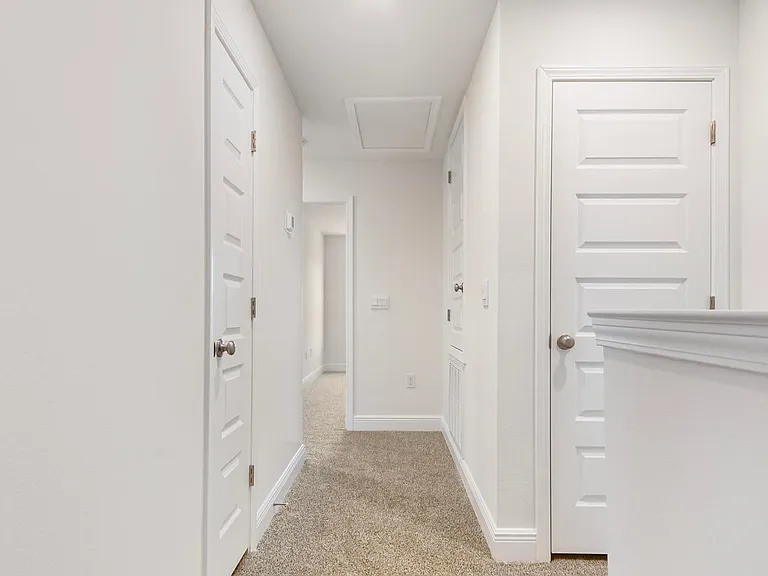 532 Melrose Way — Photo 32