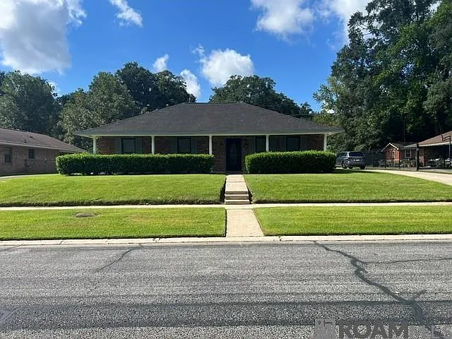 9422 Windward Rd