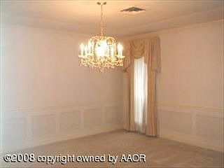 5th image of 2606 Curtis Dr