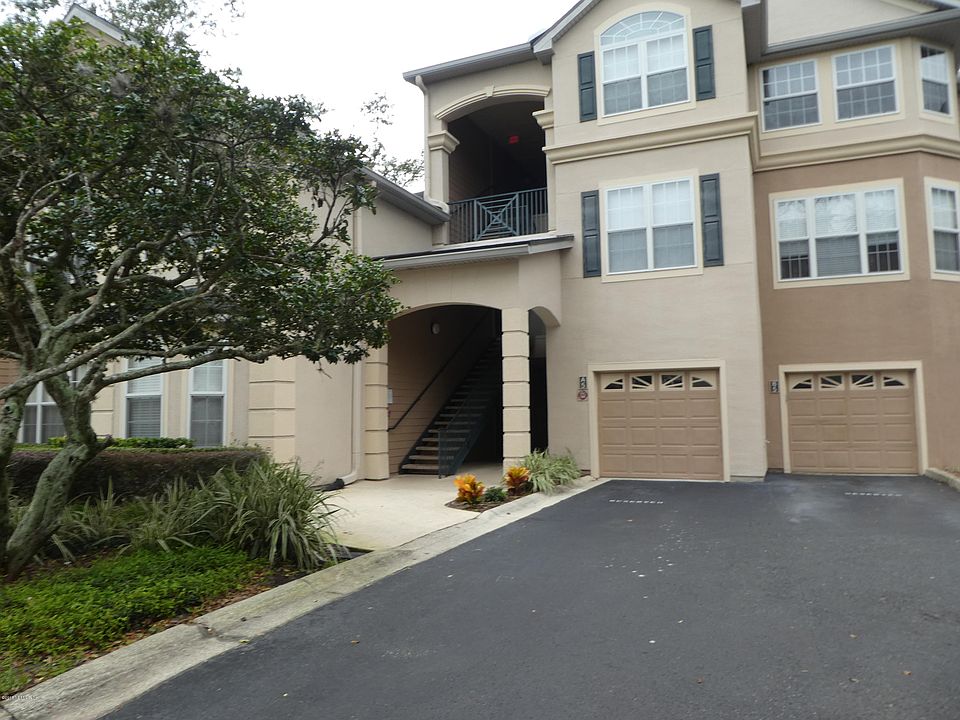 1st image of 13810 N Sutton Park Dr #538
