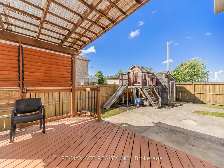 86 Treasure Dr #MAIN — Photo 42