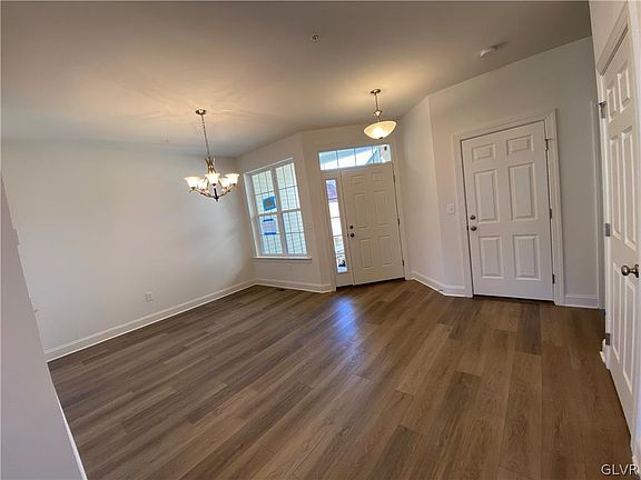 5th image of 858 Iron Ln #63