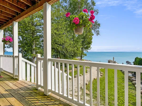 108 Georgian Beach Rd S, Meaford, ON N4L 0A7