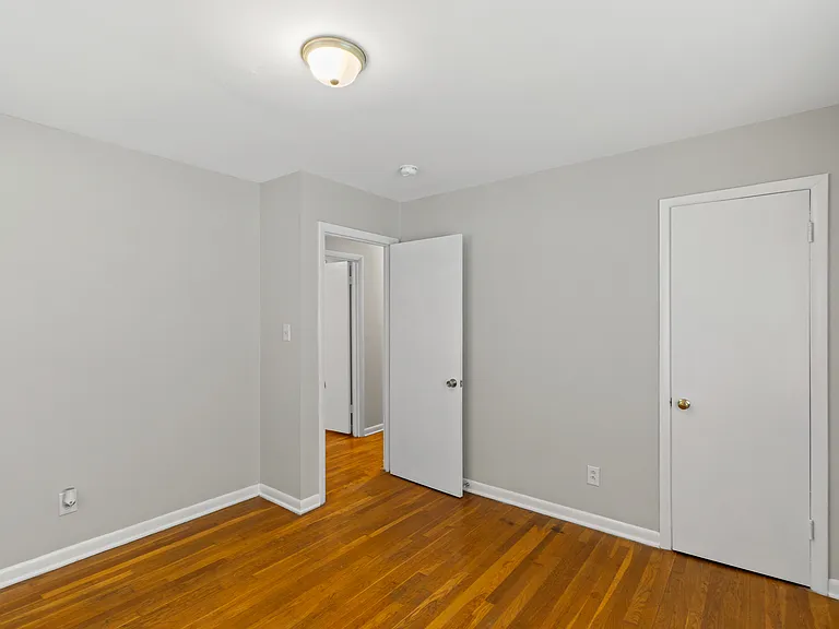 3560 Lansdowne Dr — Photo 14
