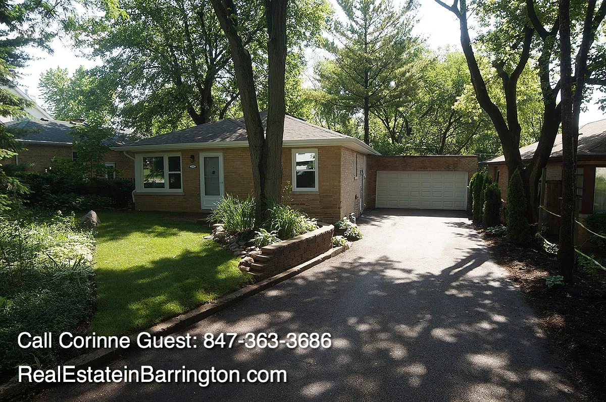 23583 N Overhill Dr photo 1