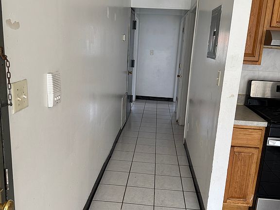 2nd image of 3314 De Reimer Ave APT 1
