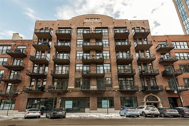 1st image of 375 W Erie St APT 224