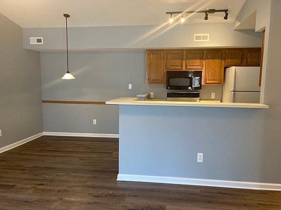 Dining room, kitchen.
