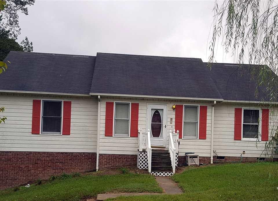 2nd image of 2208 Englewood Dr