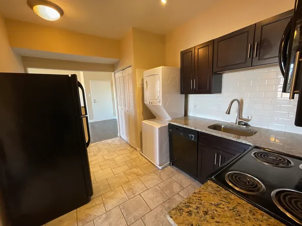 5608 Pershing Ave #1, Saint Louis, MO 63112
