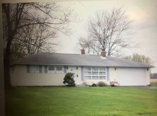 5902 Meahl Rd, Lockport, NY 14094