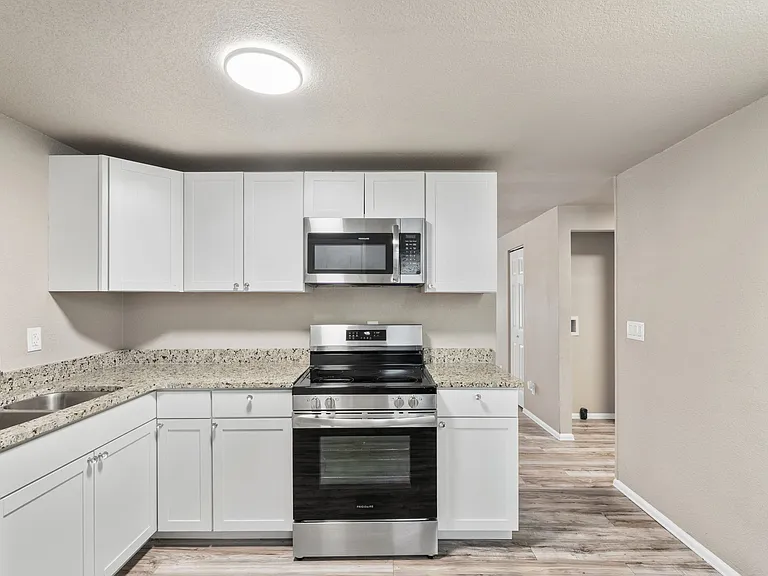 7185 Alegre Cir #2 — Photo 1