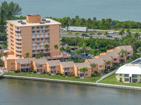 7400 Sunshine Skyway Ln S APT 103, Saint Petersburg, FL 33711