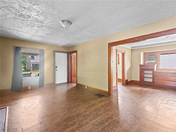 4th image of 956 Homewood Ave SE