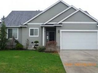 318 Eckerd Ave, Molalla, OR 97038