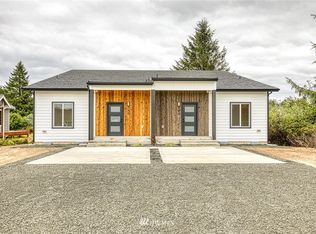 940 Pt Brown Ave SE, Ocean Shores, WA