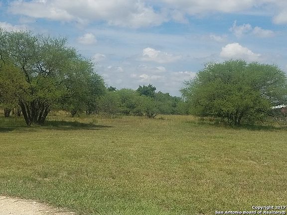 5th image of 444 Wild Coyote Trl