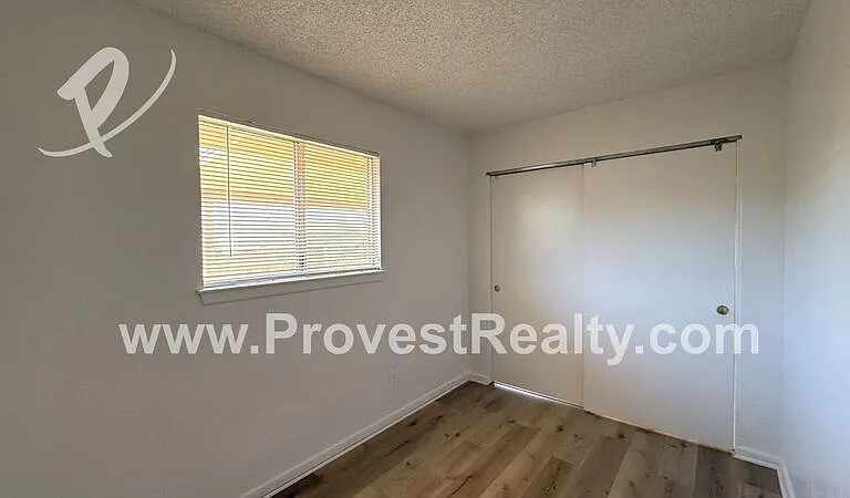12780 Red Wing Rd #B — Photo 18