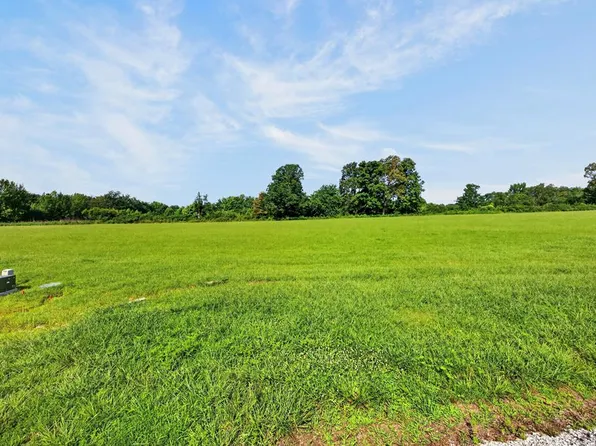 1499 Anna Maria Ln, Cookeville, TN 38501