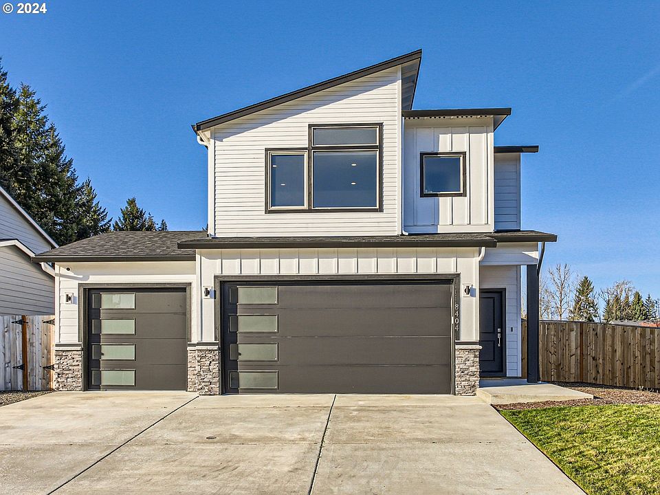 1st image of 8404 NE 51st Ct