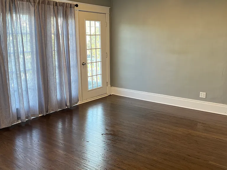 16 Commonwealth Ave #2 — Photo 2