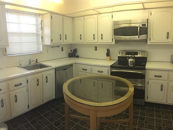 2nd image of 300 N A1a #401N