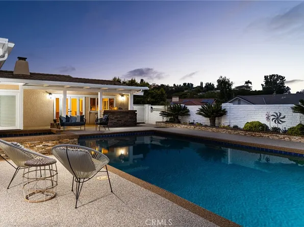 10672 Equestrian Dr, Santa Ana, CA 92705