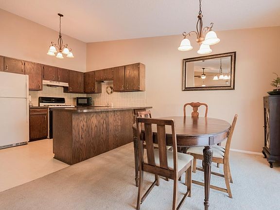 3rd image of 277 River Woods Ln
