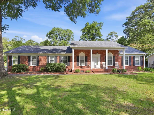 201 Chadwick Avenue, Havelock, NC 28532