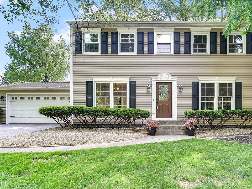 1st image of 4102 Bloomingdale Ave