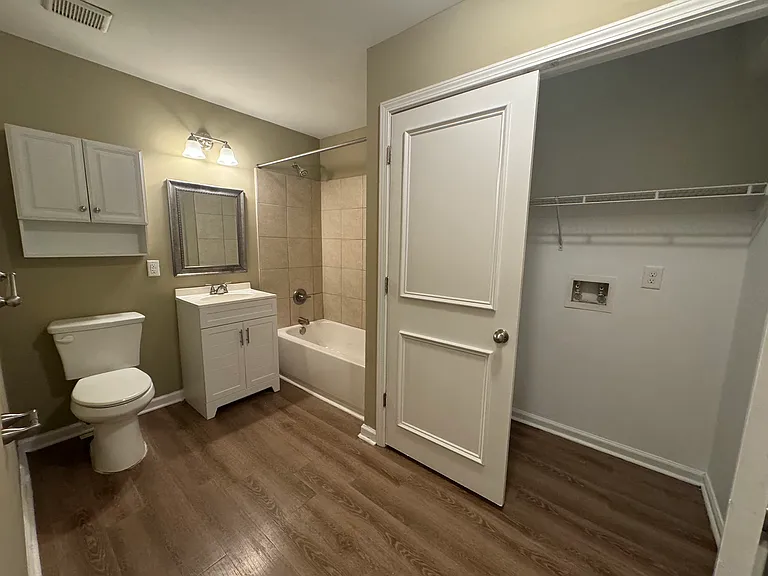 411 Baldwin Rd #303 — Photo 14