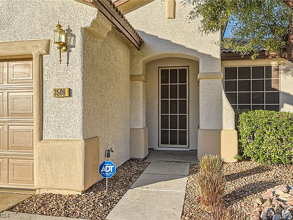 3rd image of 3509 Mountain Park St