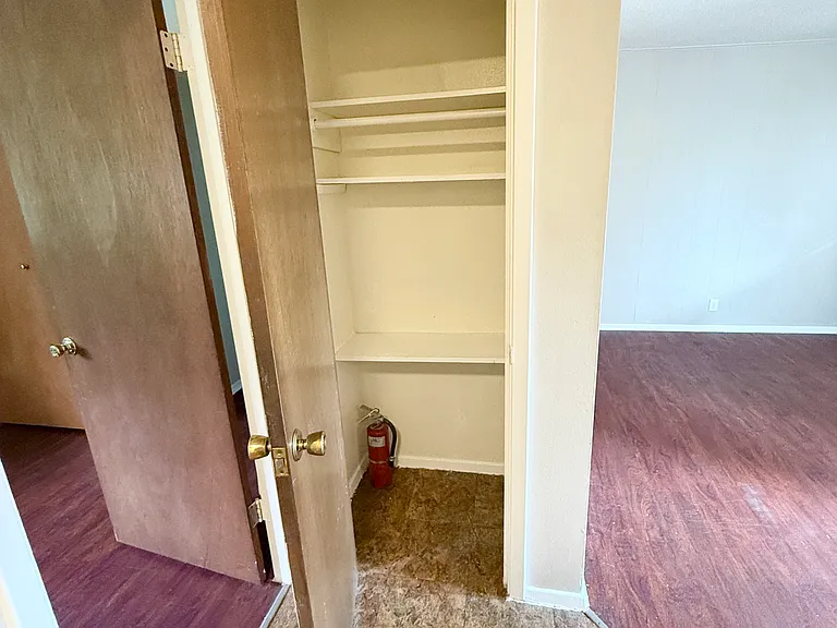 Coat closet