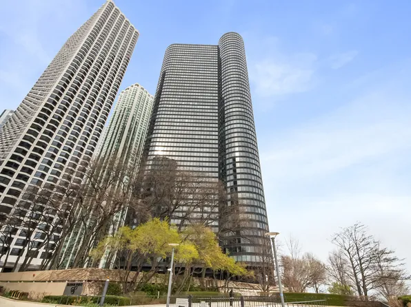 155 N Harbor Dr APT 2309, Chicago, IL 60601