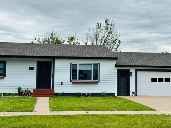 1320 W Jackson Blvd, Spearfish, SD 57783