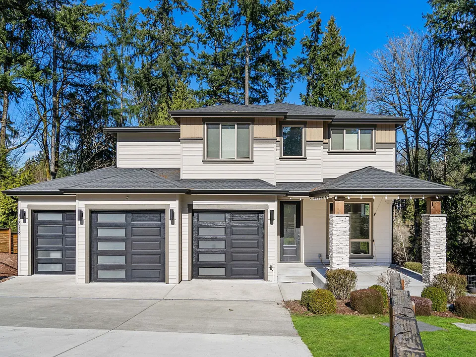 12048 SE May Creek Park Dr