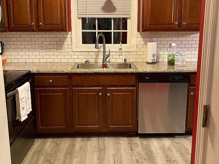 41 Ruby Bay Ln #C — Photo 3