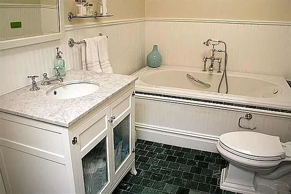 Sold by Hudson Place Realty | media 9