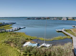 446 Dune Rd, Westhampton Beach, NY 11978