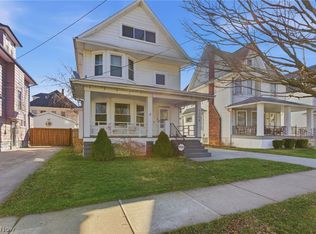 1279 Beach Ave, Lakewood, OH
