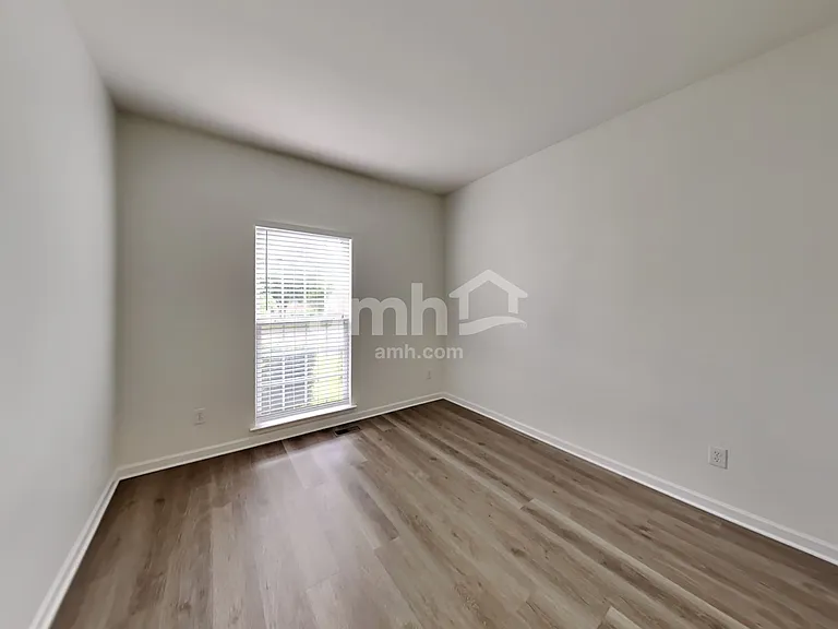 1828 Annalee Dr — Photo 19