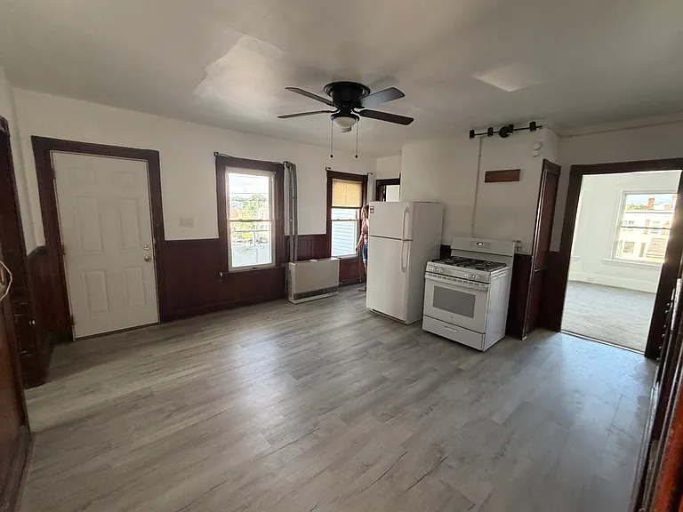 136 Bremer St #2 — Photo 8
