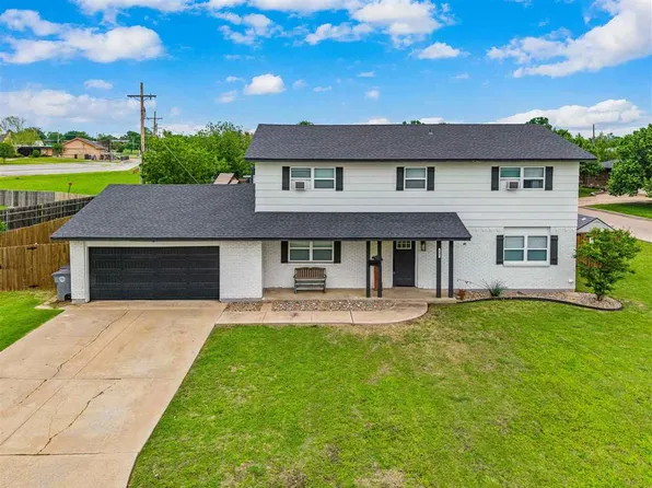 801 NW 40th St, Lawton, OK 73505